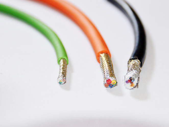 电线电缆柔性的优越性与用途